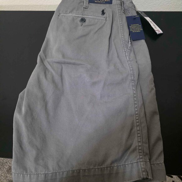 Ralph Lauren 10-Inch Relaxed Fit Chino Short - Picture 1 of 3